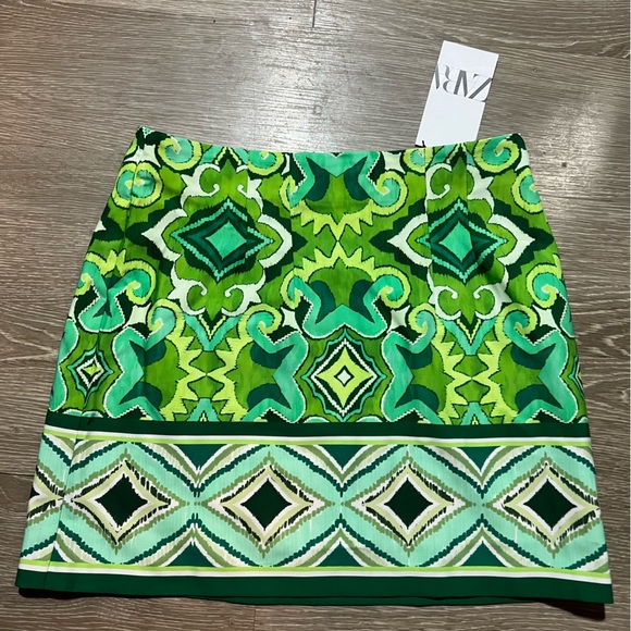 🔥🔥zara mini skirt - Picture 1 of 2